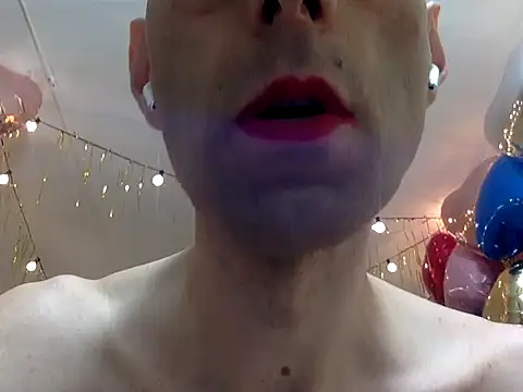 Snapshot of HandsomeAlfie chatting on July 17, 2026, 10:44 am HandsomeAlfie online show from July 17, 2026, 10:44 am