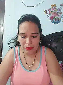 Snapshot of Poojabhabi101 chatting on June 10, 2026, 6:01 am Poojabhabi101 online show from June 10, 2026, 6:01 am