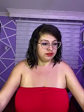 MiiaaJoness online show from June 23, 2026, 5:05 am