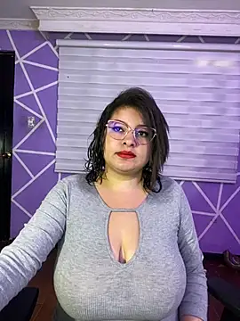 MiiaaJoness online show from July 17, 2026, 3:29 pm