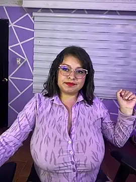 MiiaaJoness online show from July 28, 2026, 7:39 pm