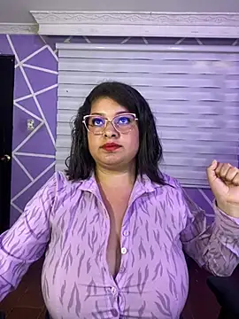 MiiaaJoness online show from July 28, 2026, 8:52 pm