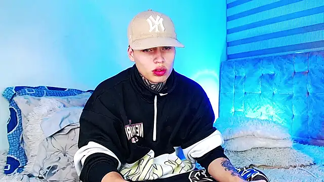  justinmoon2 online show from July 1, 2026, 5:31 am