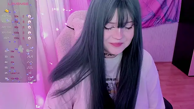 SelenaCute online show from June 11, 2026, 10:24 am