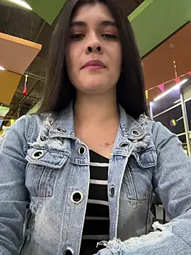 ambar-adaams online show from July 22, 2026, 12:46 am