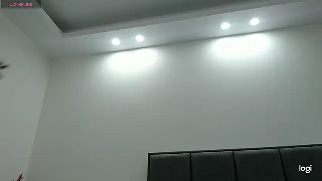 ArielleSou online show from April 29, 2026, 3:32 am