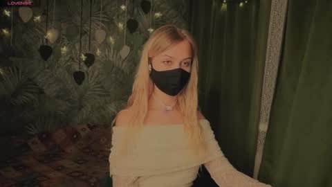 Snapshot of 0ophelia chatting on March 2, 2026, 9:32 pm 0ophelia online show from March 2, 2026, 9:32 pm