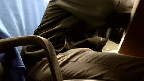 J10004246 online show from January 27, 2025, 4:43 pm