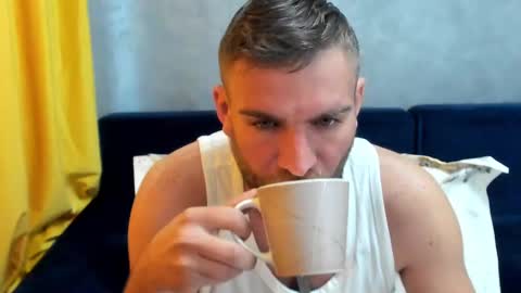 10in_deluxe online show from March 10, 2025, 5:11 am