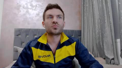 Snapshot of 10in_deluxe chatting on April 4, 2026, 9:29 am 10in_deluxe online show from April 4, 2026, 9:29 am