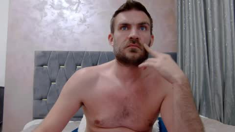 Snapshot of 10in_deluxe chatting on April 14, 2026, 10:21 am 10in_deluxe online show from April 14, 2026, 10:21 am