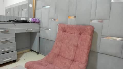 cuteboybiigcock online show from February 10, 2025, 8:21 pm