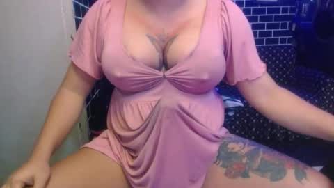  i am trixie im Your Selfsucking Mistress  online show from January 7, 2026, 1:41 am