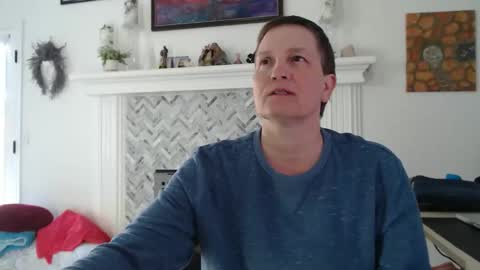 Aurora Willows online show from April 4, 2026, 4:26 pm