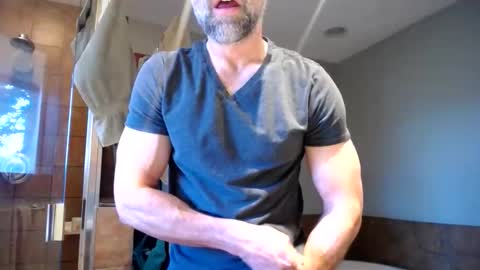 123h0rny online show from February 12, 2026, 4:46 pm