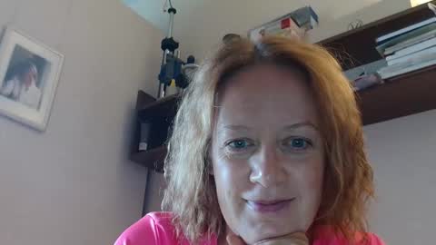 12ennie online show from September 10, 2025, 6:35 am