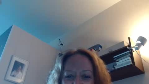 12ennie online show from September 11, 2025, 6:35 am