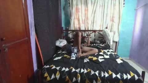 Snapshot of 12parejasexy chatting on February 9, 2025, 4:07 pm latinogang online show from February 9, 2025, 4:07 pm