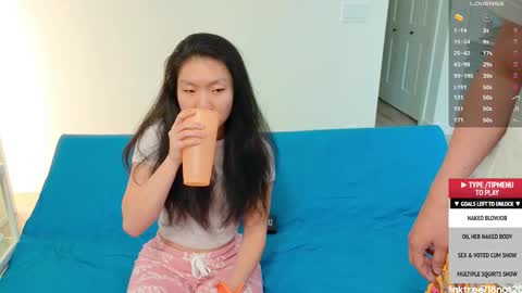 Snapshot of 18not20 chatting on December 23, 2025, 1:14 am Tong Ralph online show from December 23, 2025, 1:14 am