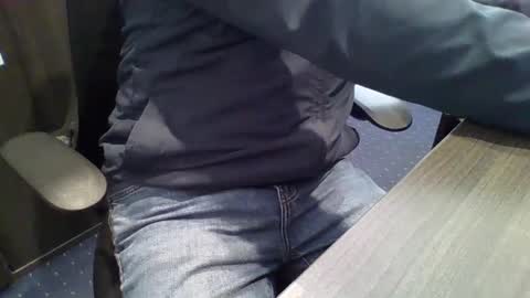 1900pley online show from February 26, 2025, 6:32 pm