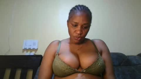 Snapshot of 1_sexylove chatting on April 18, 2026, 8:29 am 1_sexylove online show from April 18, 2026, 8:29 am