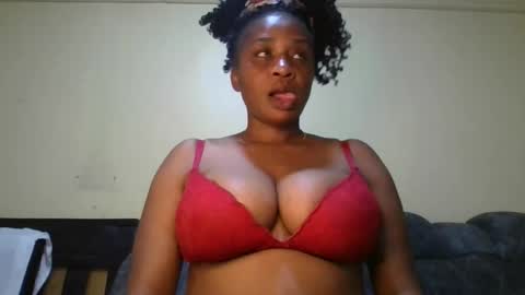 Snapshot of 1_sexylove chatting on May 4, 2026, 6:37 pm 1_sexylove online show from May 4, 2026, 6:37 pm