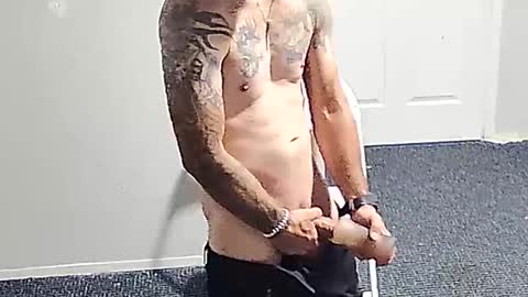 zona1331 online show from September 20, 2025, 2:07 pm