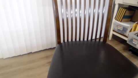 i erupt if you suck ur nipples 4 me and look at the camera while watching me online show from September 30, 2025, 11:15 am