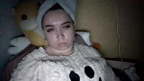 1fiya1 online show from October 27, 2025, 2:32 pm