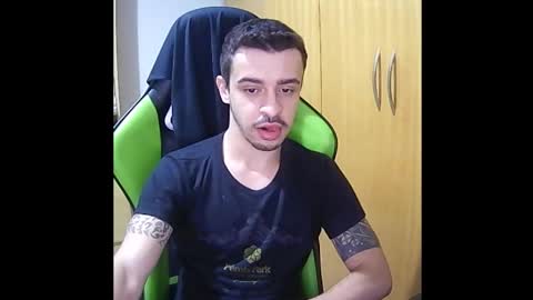 1good_vibes1 online show from November 12, 2025, 4:35 am