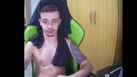 1good_vibes1 online show from December 22, 2025, 5:37 am