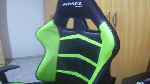 1good_vibes1 online show from April 1, 2026, 5:08 am