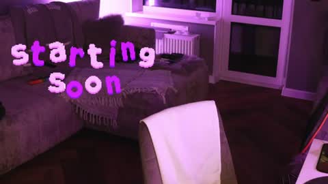 Lily 3 online show from July 2, 2026, 8:04 pm
