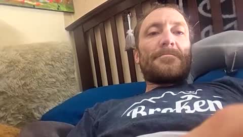 1knightluver69 online show from December 16, 2025, 1:05 pm