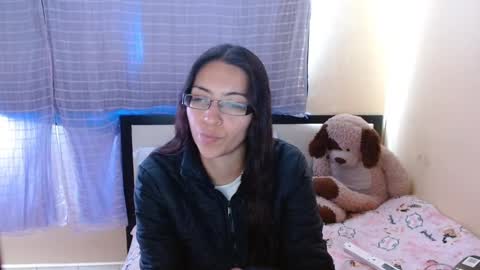 paola online show from October 8, 2025, 7:11 pm