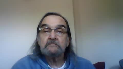 Snapshot of 1valentine chatting on December 18, 2024, 4:39 pm 1valentine online show from December 18, 2024, 4:39 pm