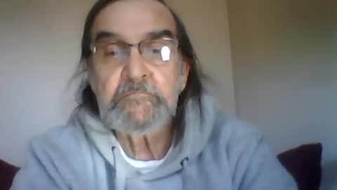 Snapshot of 1valentine chatting on January 9, 2025, 5:33 pm 1valentine online show from January 9, 2025, 5:33 pm