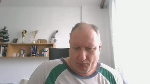 Snapshot of 1vaso chatting on December 20, 2024, 11:32 am 1vaso online show from December 20, 2024, 11:32 am