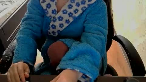 Snapshot of 1your_hot_girls chatting on March 30, 2026, 10:49 am 1your_hot_girls online show from March 30, 2026, 10:49 am