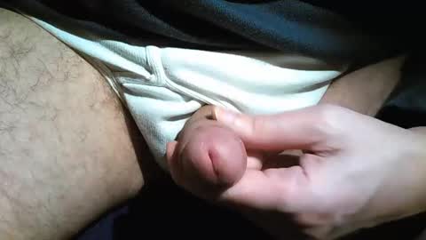 Snapshot of 2001uwuk chatting on December 29, 2024, 10:14 pm 2001uwuk online show from December 29, 2024, 10:14 pm