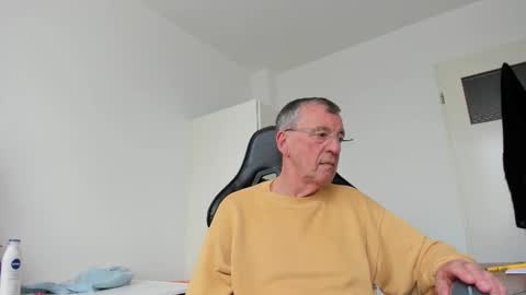 Henk online show from March 11, 2026, 2:56 pm