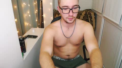 Snapshot of 20semyel20 chatting on January 18, 2025, 9:24 pm Alex online show from January 18, 2025, 9:24 pm