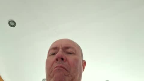 Snapshot of 211scudder chatting on September 10, 2025, 2:06 pm 211skoosh online show from September 10, 2025, 2:06 pm