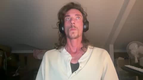 21stcenturygypsy online show from October 19, 2025, 1:12 pm