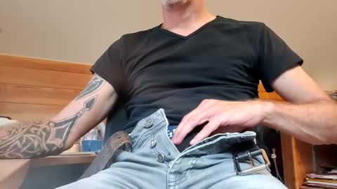 22_acacia_avenue online show from September 17, 2025, 1:13 pm