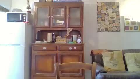 22esserre online show from March 25, 2026, 1:28 pm