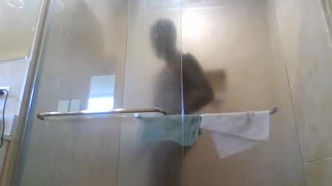 Snapshot of 242doggy242 chatting on November 5, 2025, 6:30 pm 420 Bbc online show from November 5, 2025, 6:30 pm