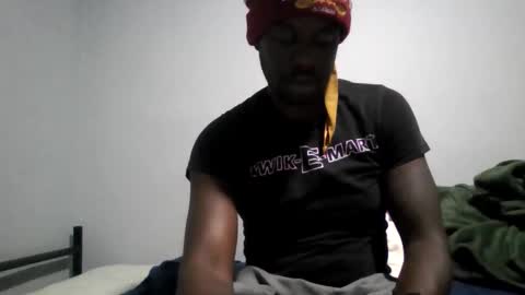 Snapshot of 242doggy242 chatting on February 15, 2026, 4:20 am 420 Bbc online show from February 15, 2026, 4:20 am