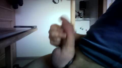 Snapshot of 28wombat12 chatting on April 3, 2026, 3:10 pm 28wombat12 online show from April 3, 2026, 3:10 pm