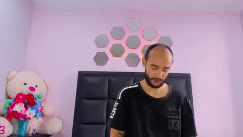 2_fire online show from January 9, 2026, 8:21 pm